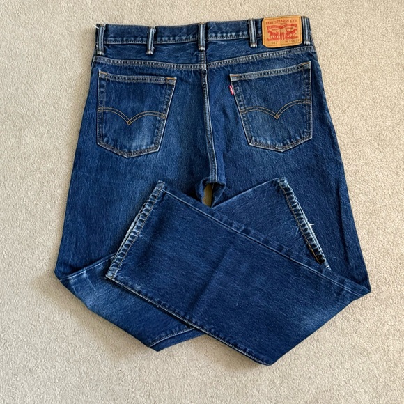 Levi’s Modern 517 Bootcut Rigid Dark Wash Jeans / Lesotho - Picture 3 of 8